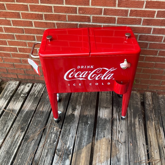 Leigh Country CP 98105 60 Qt Coca-Cola Ice Cold (Embossed) - Picture 1 of 9